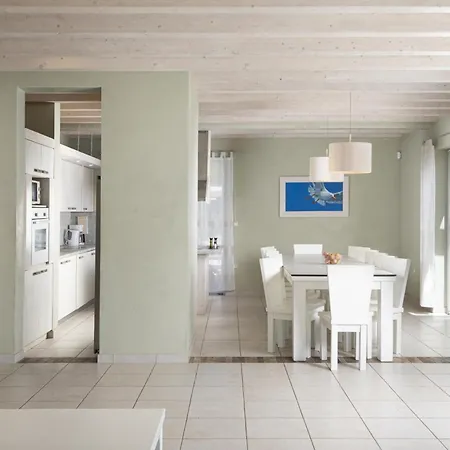 Villa Bella - Beautiful And Modern House With Pool, Souna, Jacuzzi & Playground, - Istra Liznjan