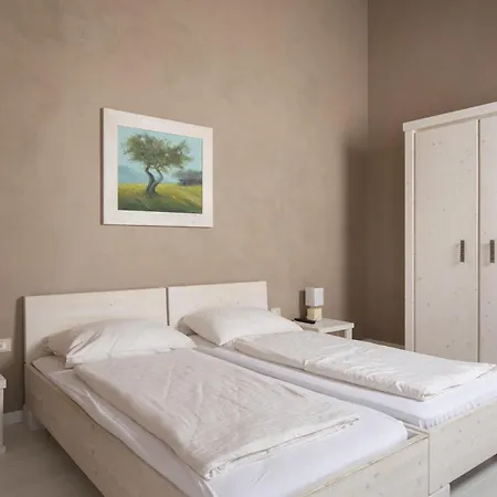 Bella - Beautiful And Modern House With Pool, Souna, Jacuzzi & Playground, - Istra