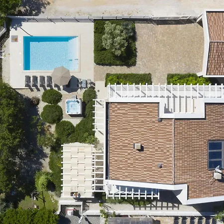 Villa Bella - Beautiful And Modern House With Pool, Souna, Jacuzzi & Playground, - Istra *