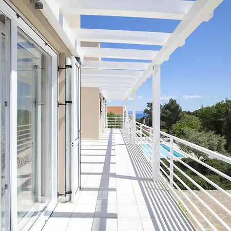 Bella - Beautiful And Modern House With Pool, Souna, Jacuzzi & Playground, - Istra