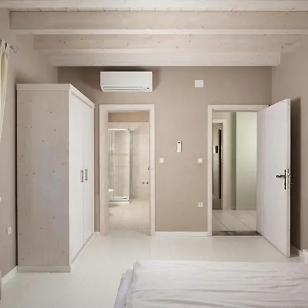 Bella - Beautiful And Modern House With Pool, Souna, Jacuzzi & Playground, - Istra