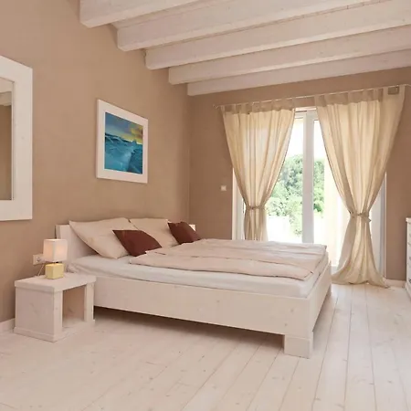 Villa Bella - Beautiful And Modern House With Pool, Souna, Jacuzzi & Playground, - Istra Liznjan